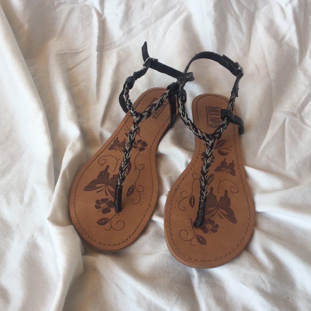Formal sandals